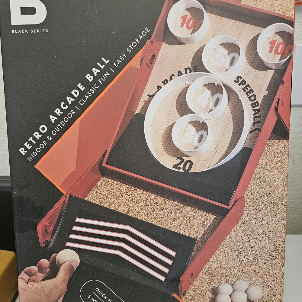 Black Series Retro Arcade Ball Game